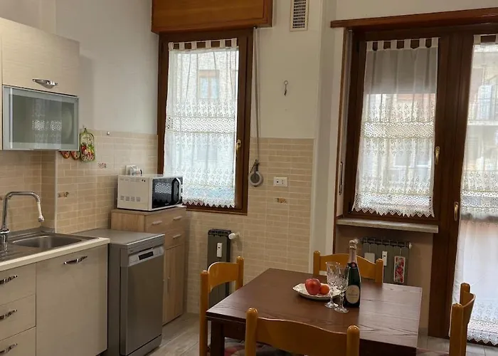아파트 Inalpi - Comfort Business Nel Quartiere Crocetta *